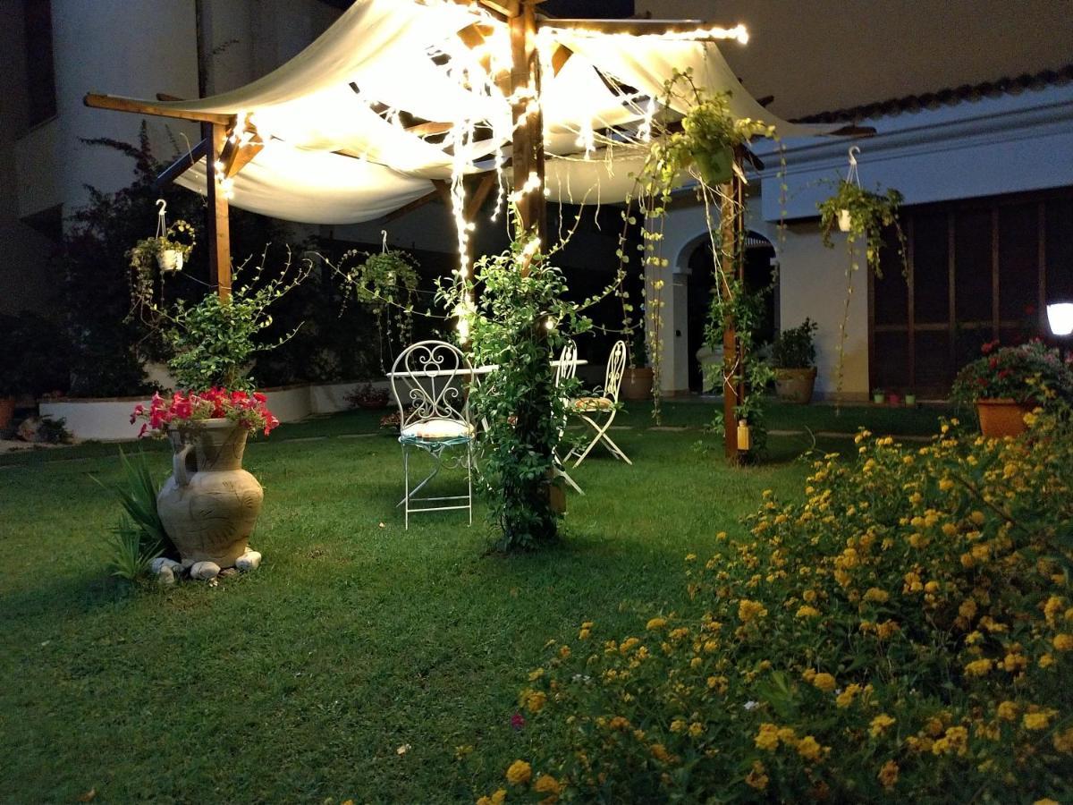 Gemma Di Gallura Charme B&B ออลเบีย ภายนอก รูปภาพ