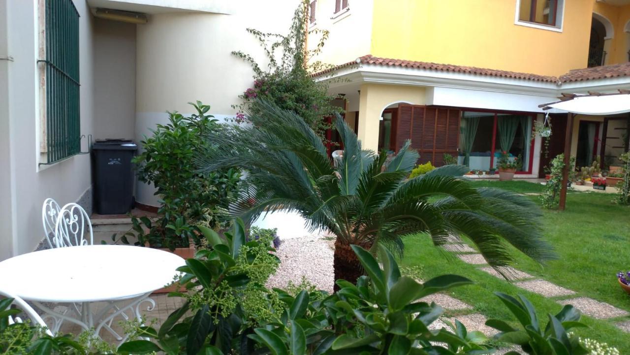 Gemma Di Gallura Charme B&B ออลเบีย ภายนอก รูปภาพ