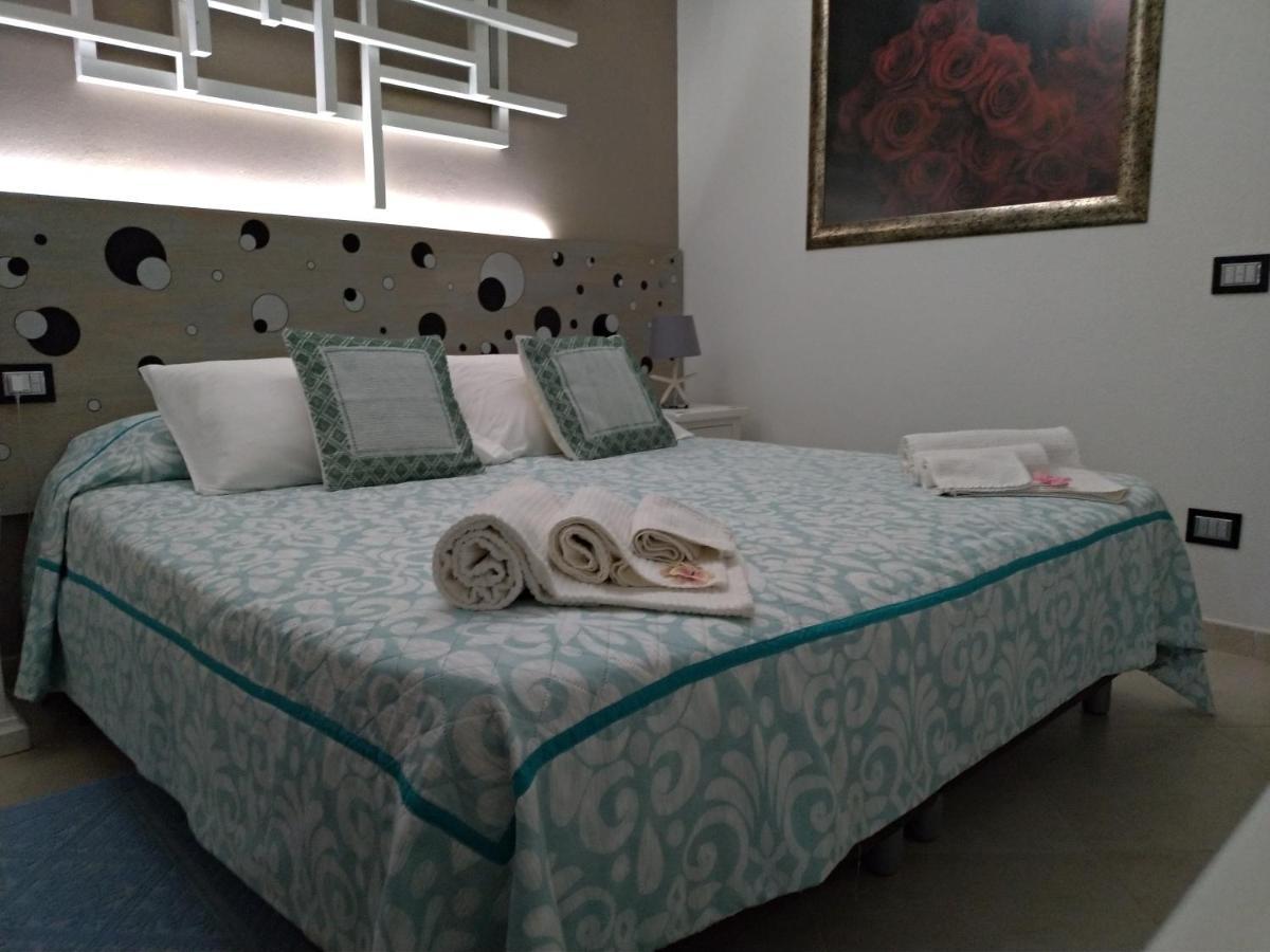 Gemma Di Gallura Charme B&B ออลเบีย ภายนอก รูปภาพ